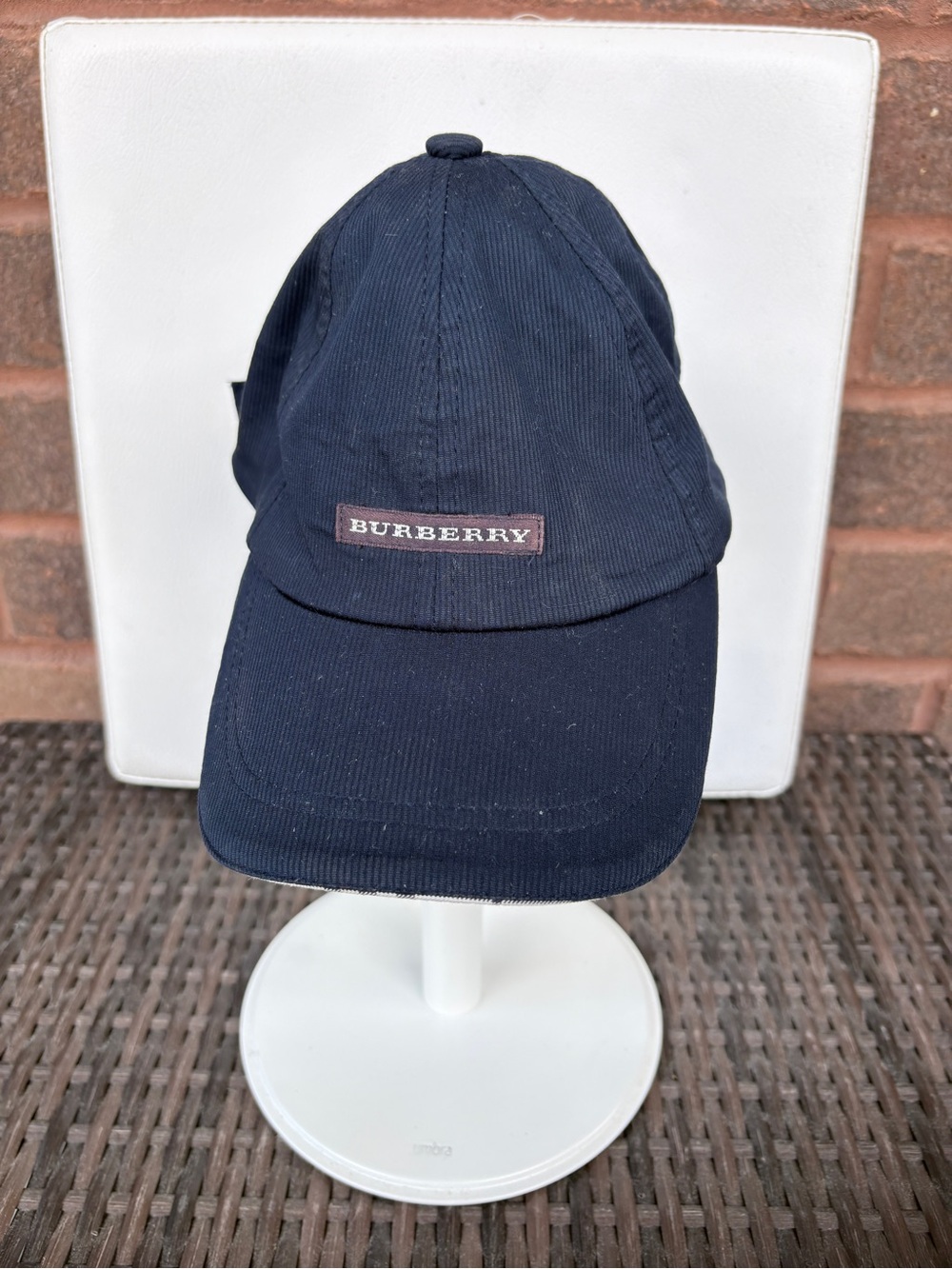 Burberry women’s Navy Logo Cap